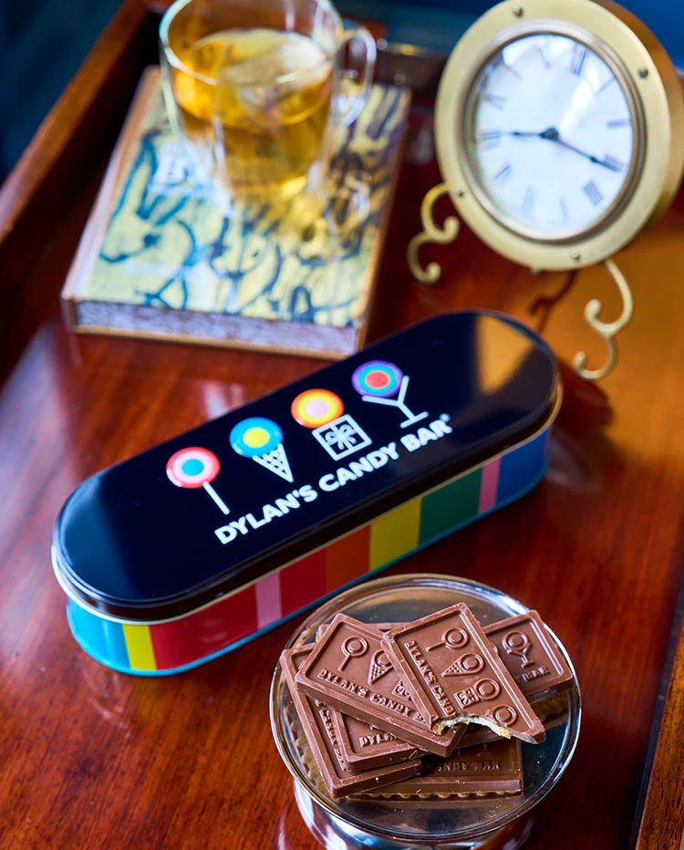 Belgian Milk Chocolate Biscuit Tin - Image 3