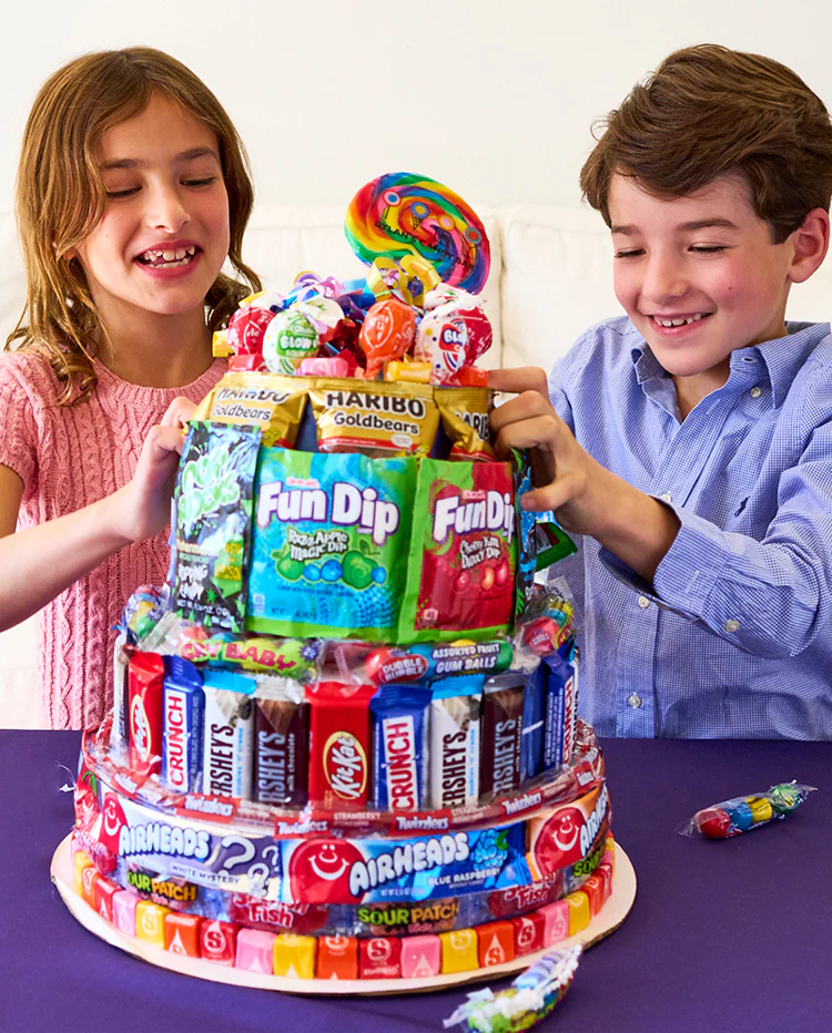 Large Deluxe Candy Cake - Image 7